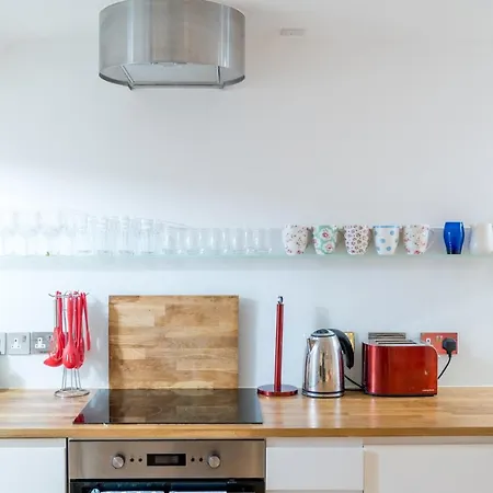Stylish Flat With Private Yard In Shepherd Bush Londres Extérieur photo